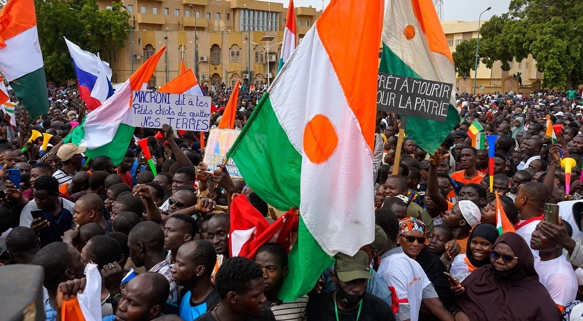 Niger tjera francuskog ambasadora