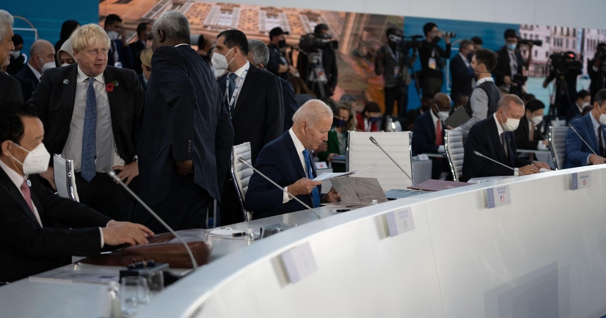 Osvanula snimka: Je li Biden zaista zakunjao tijekom konferencije o klimi?
