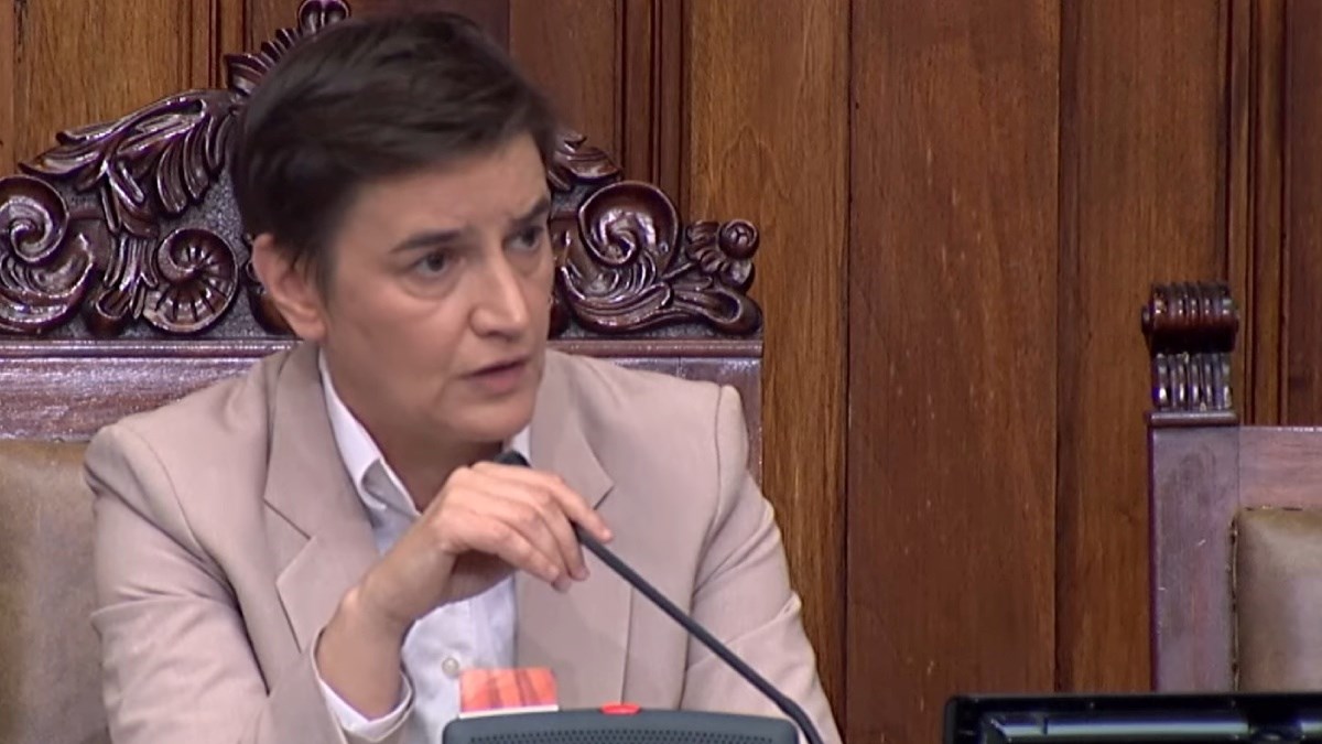 Brnabić u parlamentu opsovala majku oporbenoj zastupnici