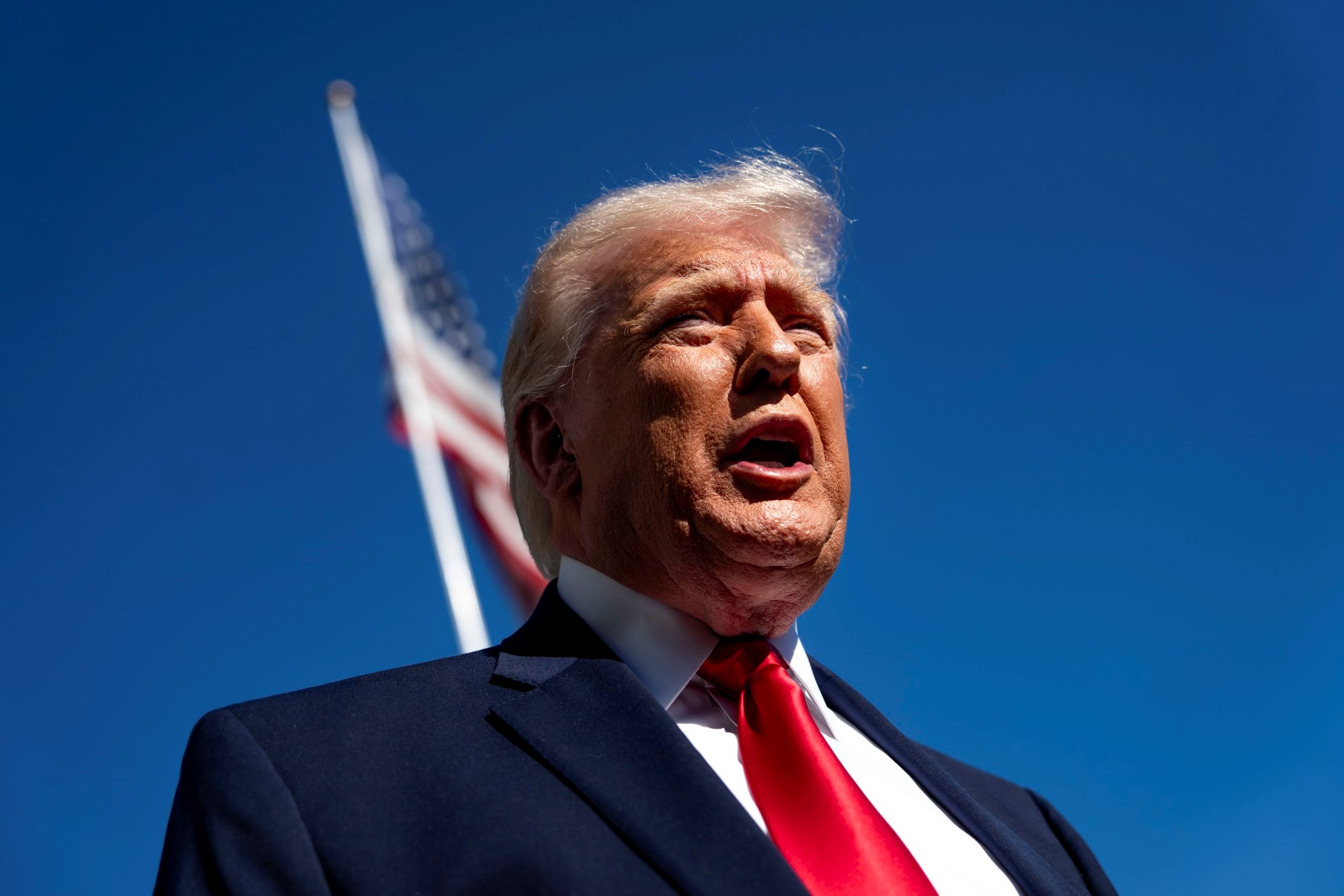 Trump: Blokiramo Hormuz, neće nam trebati dugo. NATO i Britanija žele pomoći