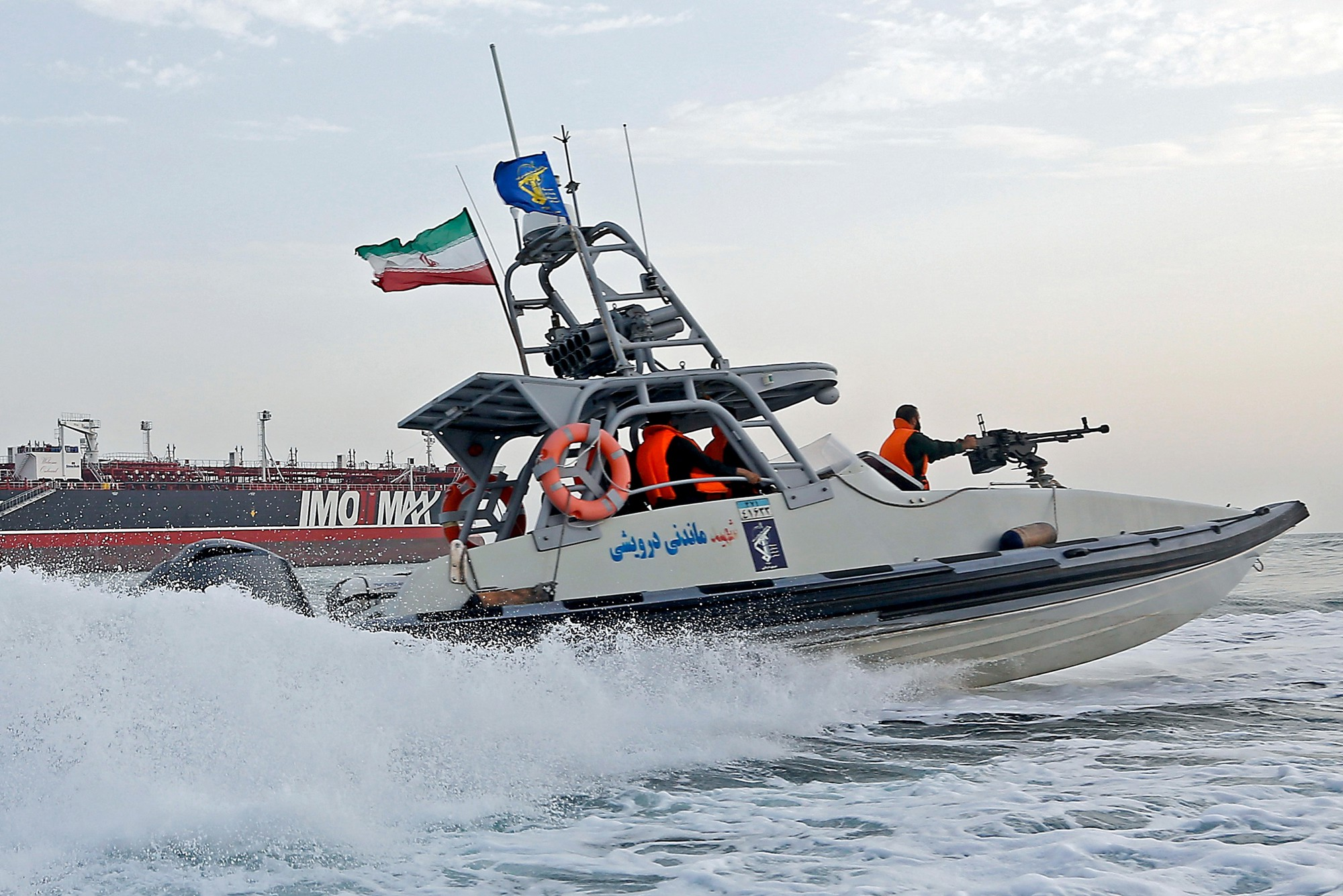 Iran sad prijeti blokadom još jednog tjesnaca. "To bi izazvalo potpuni kaos u svijetu"