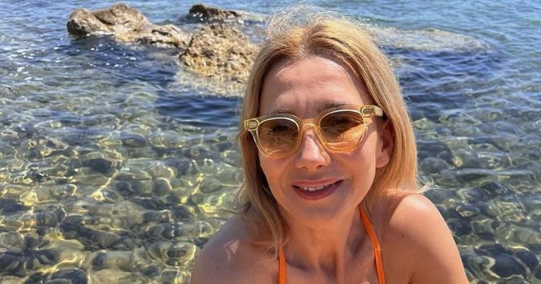 Ecija Ojdanić (50) objavila fotke s plaže: "Dočekala sam i ovakav prvi dan škole"