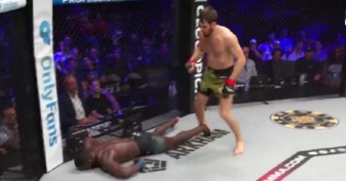 VIDEO Rus brutalno nokautirao Amerikanca