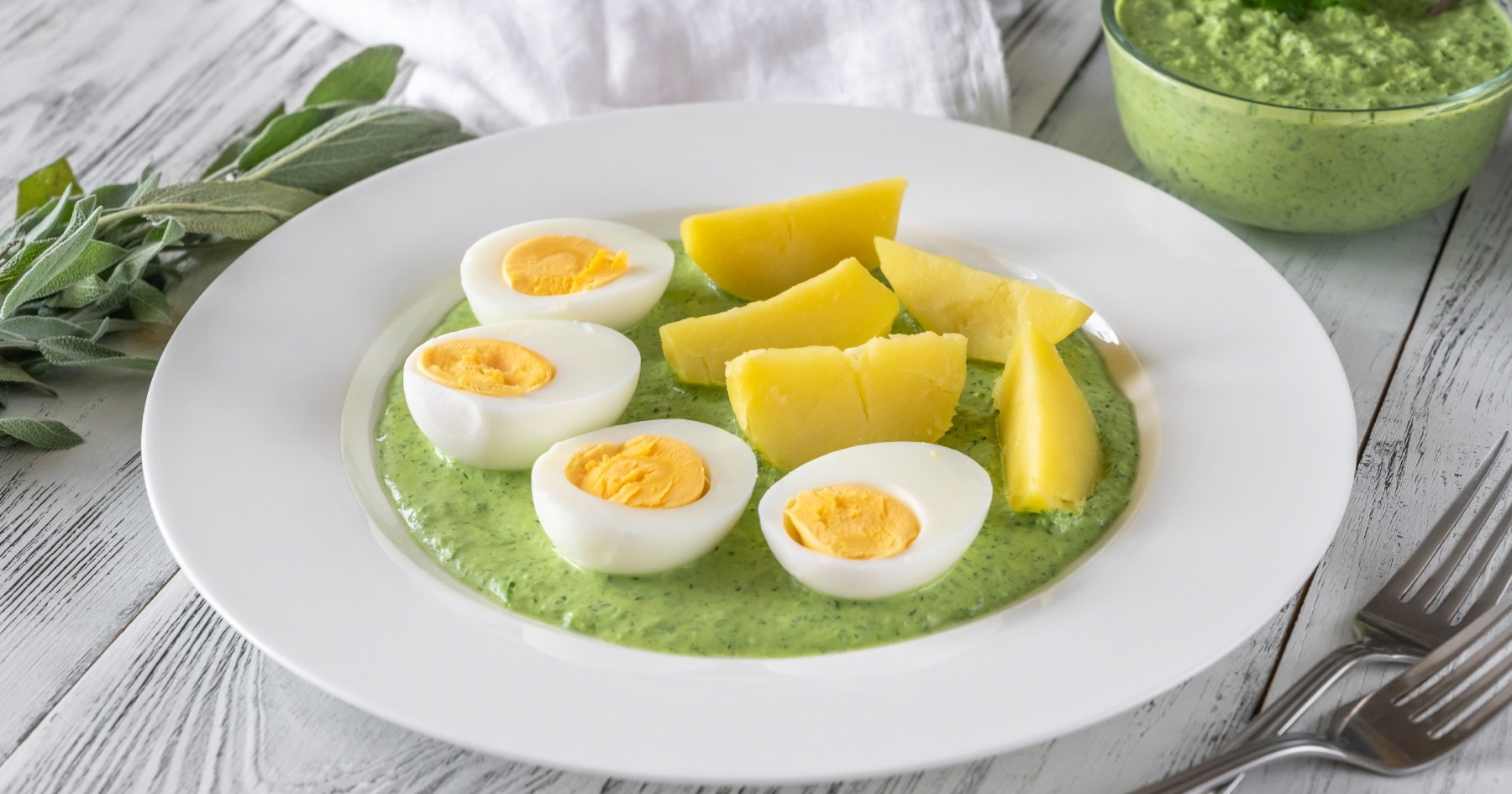 Njemački klasik: Krumpir s kremastim zelenim umakom