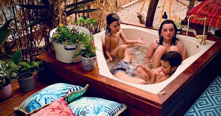 Blogerica objavila fotografiju bazena za djecu, pratitelji ostali šokirani