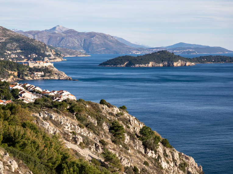 Kod Dubrovnika u moru nestao instruktor ronjenja, pokrenuta potraga