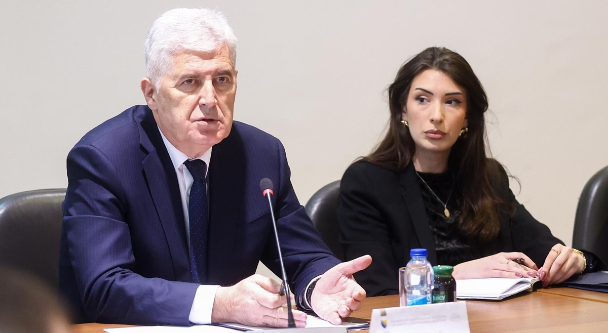 Čović: Neću okrenuti leđa Dodiku