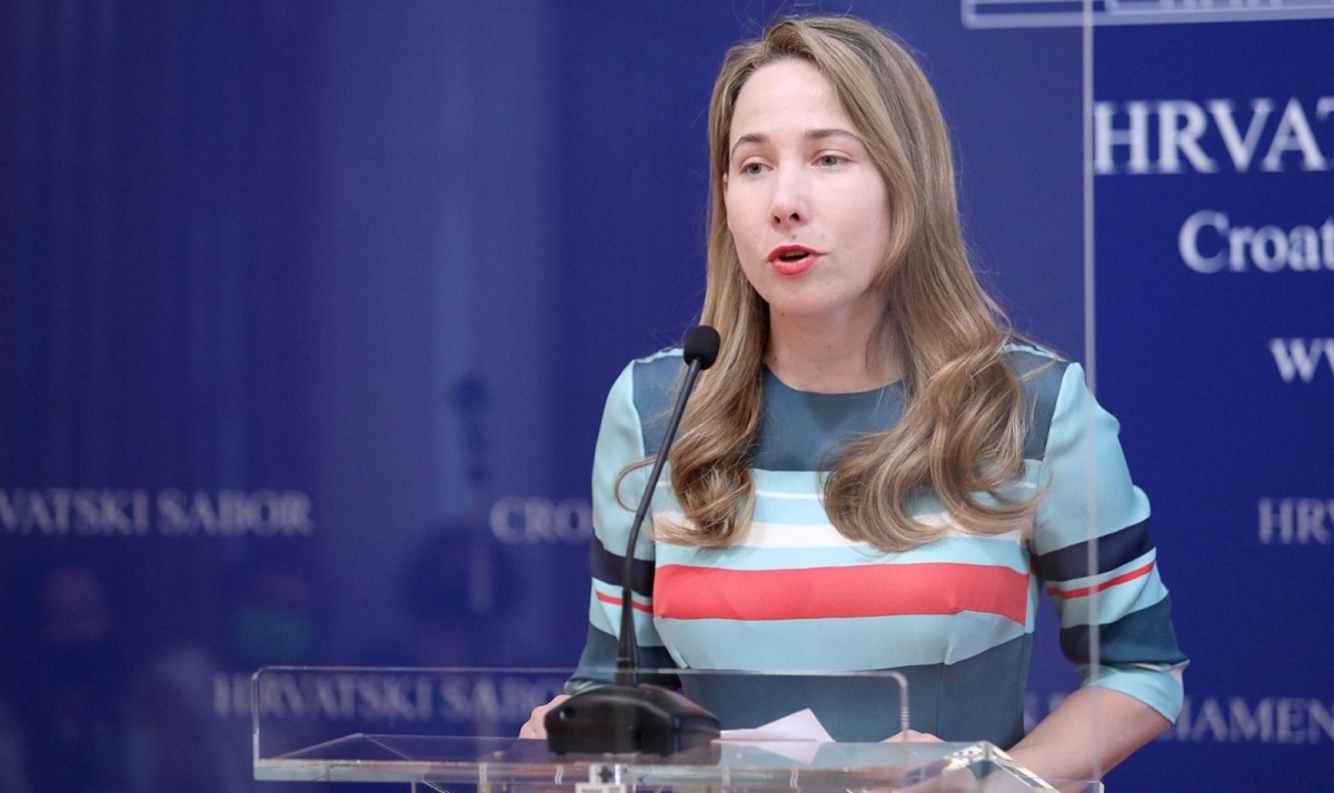 Selak Raspudić: 2.4 posto maturanata imalo je suicidalne misli