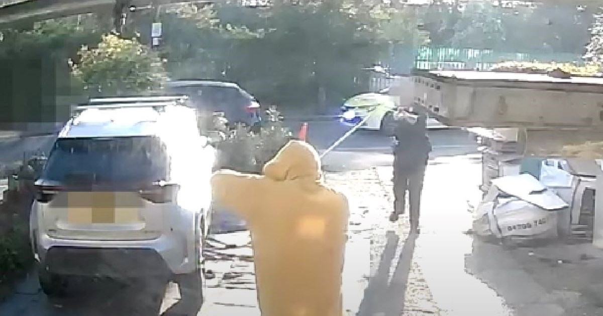 Samurajskim mačem skoro odrubio glavu dječaku u Londonu, proglašen je krivim