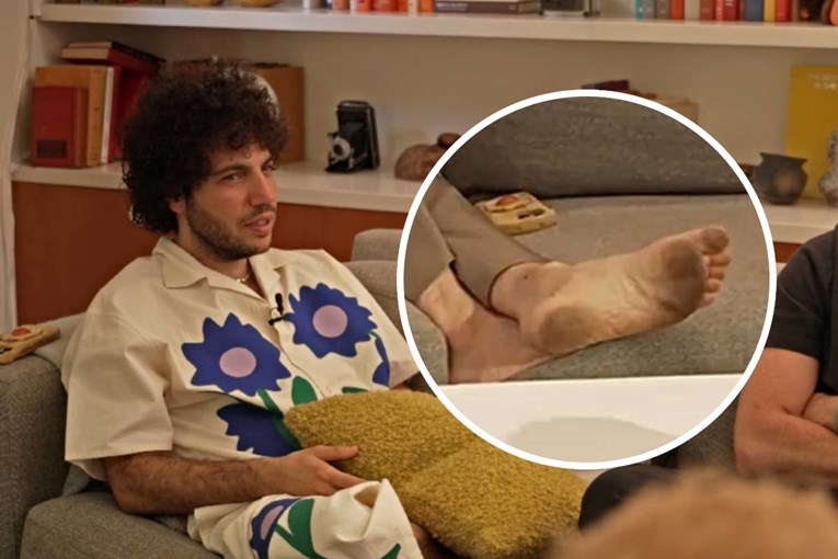 Benny Blanco o higijeni (nakon prljavih nogu u podcastu): Mirišem dobro
