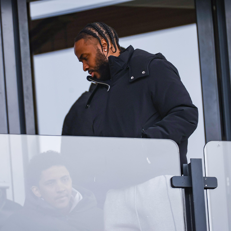 Sterling ostao bez kluba