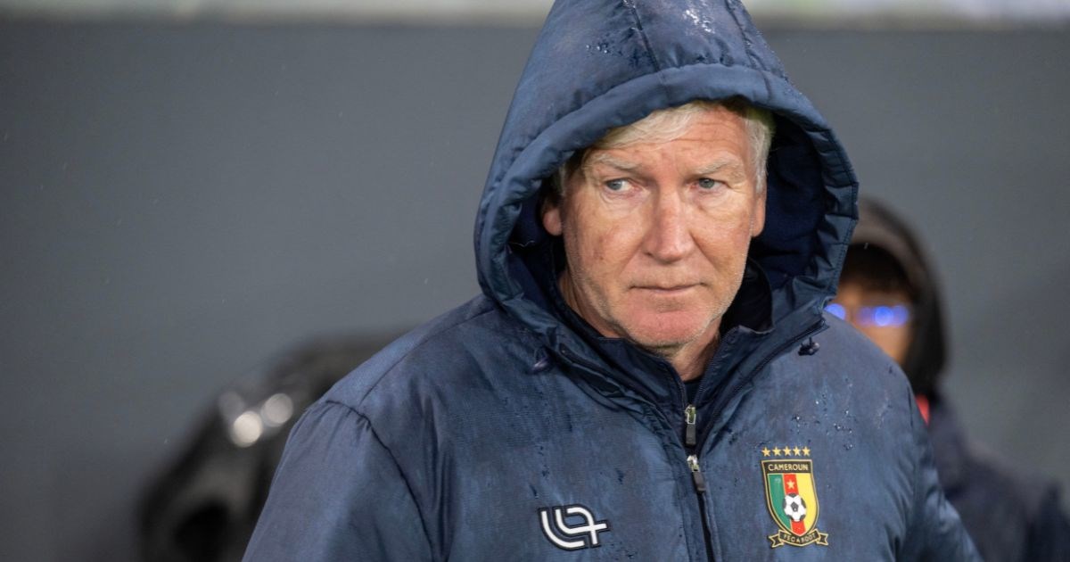 Bizarnost u Kamerunu. Smijenjeni izbornik prima plaću, a novi radi besplatno