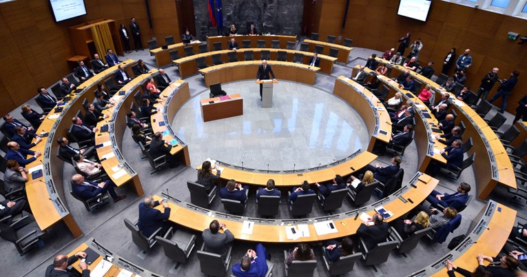 Slovenski parlament potvrdio "megazakon" za ublažavanje epidemije