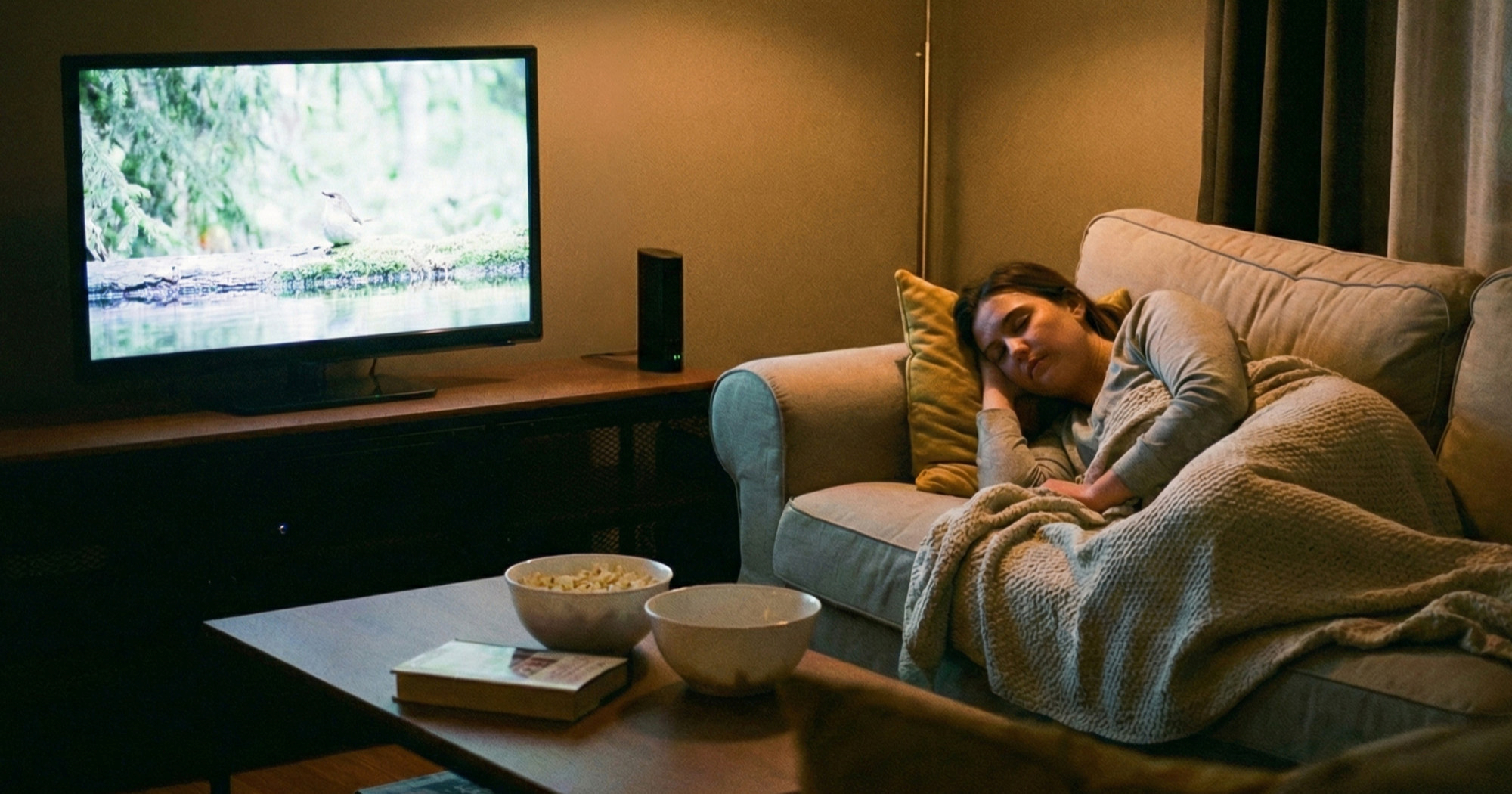 Spavanje uz upaljen TV: Je li ova navika štetna za zdravlje?