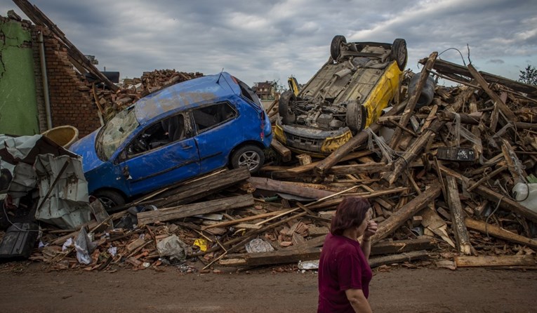FOTO Pogledajte što je ostalo u Češkoj nakon prolaska razornog tornada