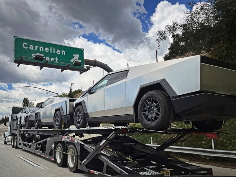 Američka vojska kupuje Cybertruckove. Raznijet će ih raketama