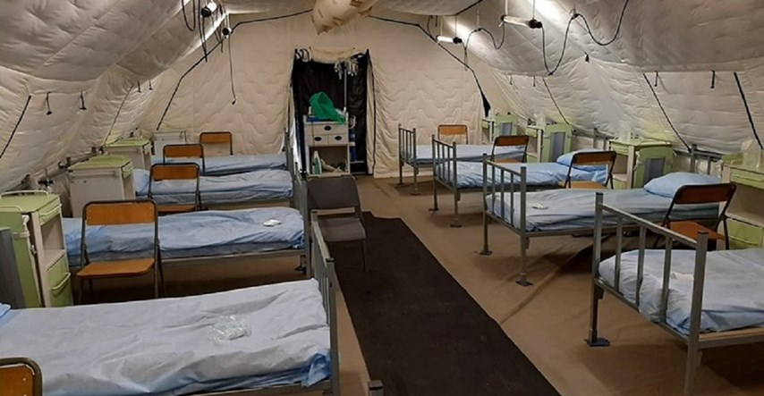 U šatore ispred KB Dubrava uvedeno grijanje, uskoro stižu i prvi pacijenti