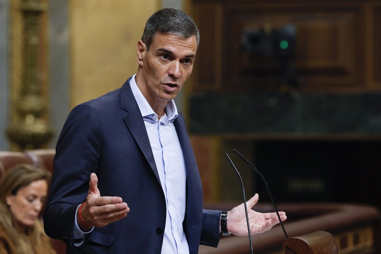 Bivši obavještajac ponudio Španjolskoj tajne informacije pa pobjegao iz zemlje