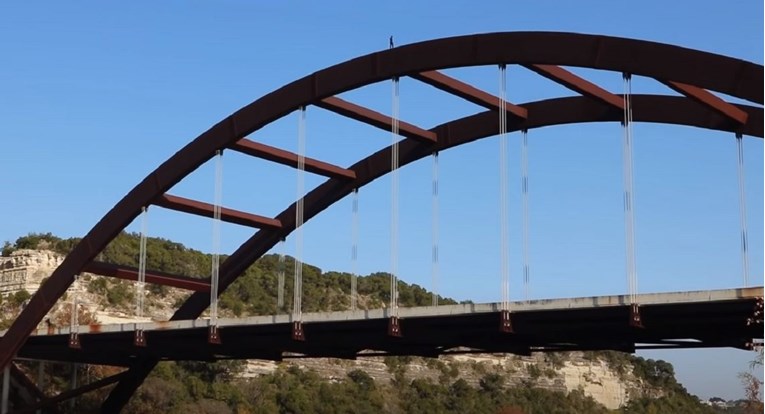 YouTuber "ganjao snove" i skočio s visokog mosta - zadobio prijelom lubanje