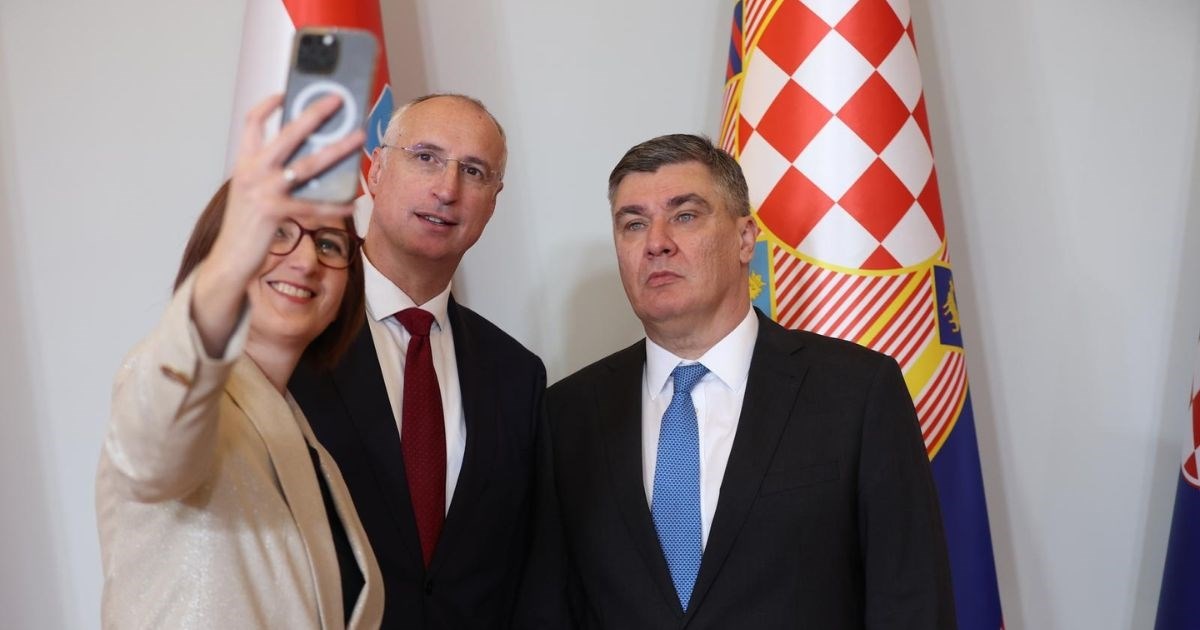 Ivica i Marijana Puljak snimili selfie s Milanovićem nakon inauguracije