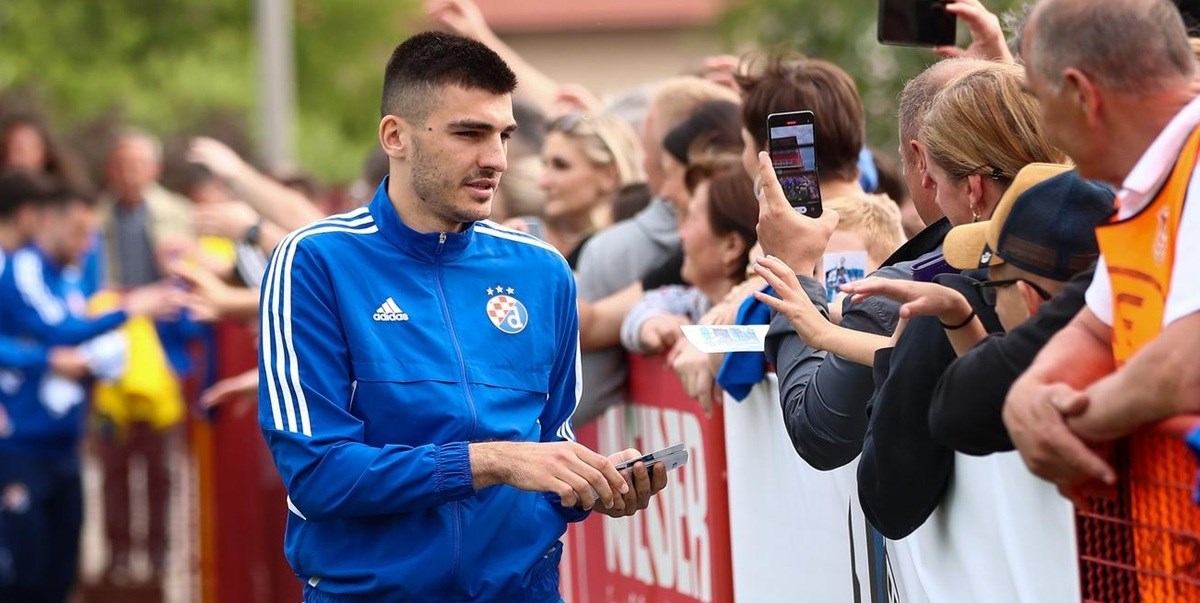 Dinamo ga je platio 4 mil. € i pustio. Sad je otpisan i u Belgiji