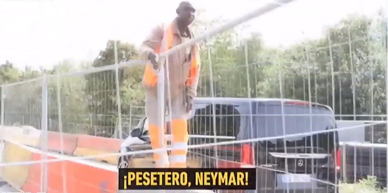 VIDEO "Neymaru, plaćeniče!" viče mu bauštelac na stadionu PSG-a