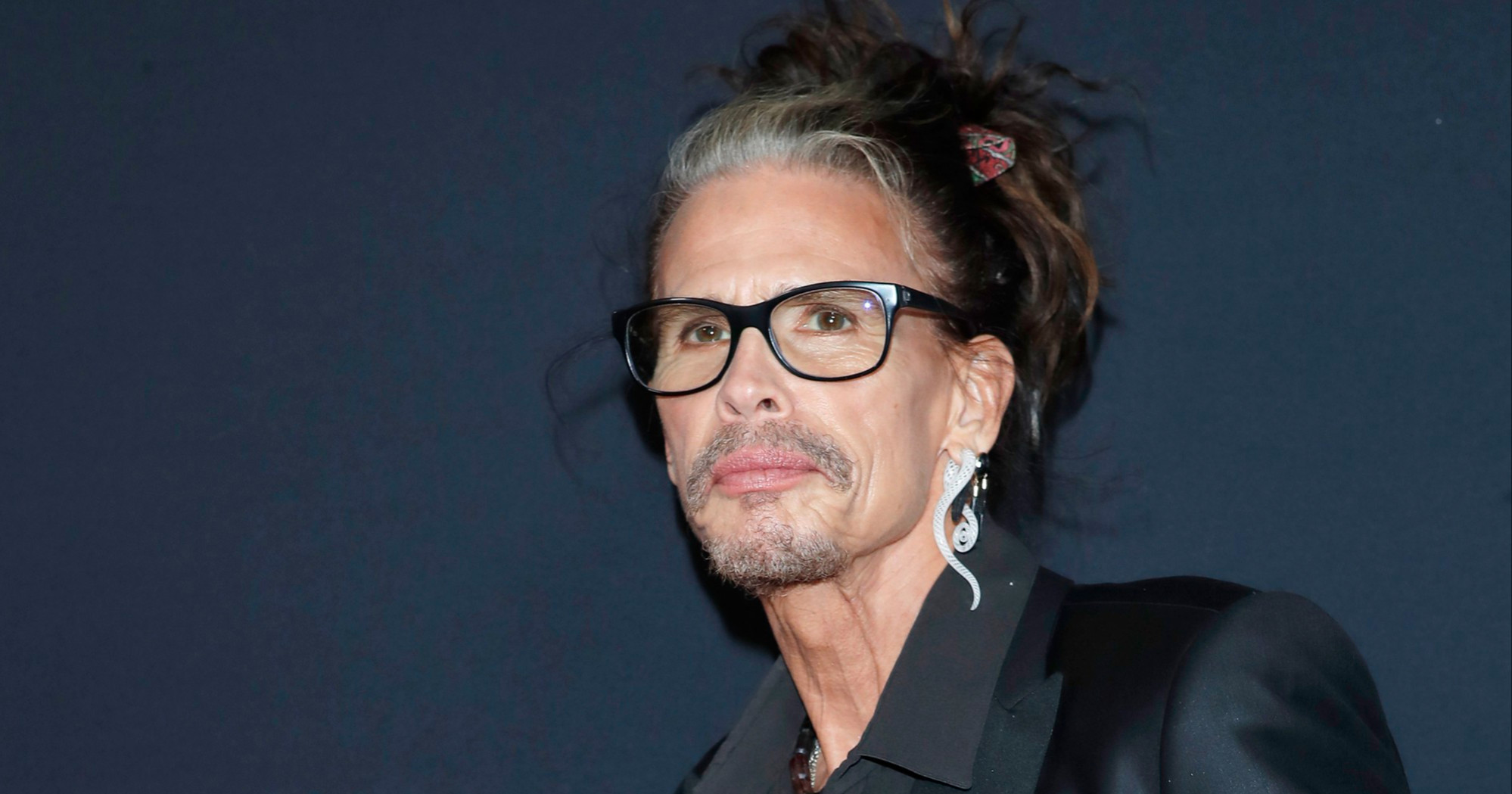 Veći dio tužbe za seksualni napad protiv Stevena Tylera odbačen, nastupila je zastara