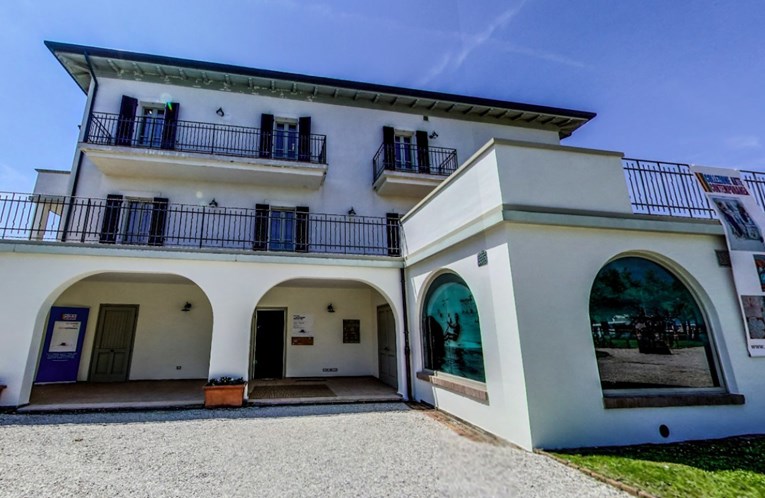 Talijanski grad kupio Mussolinijevu vilu. "Ne želimo da padne u krive ruke"