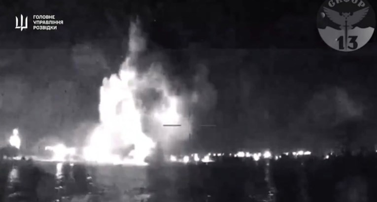 VIDEO Eksplozije na Krimu. Ukrajinci objavili snimku napada: "Uništili smo dva broda"