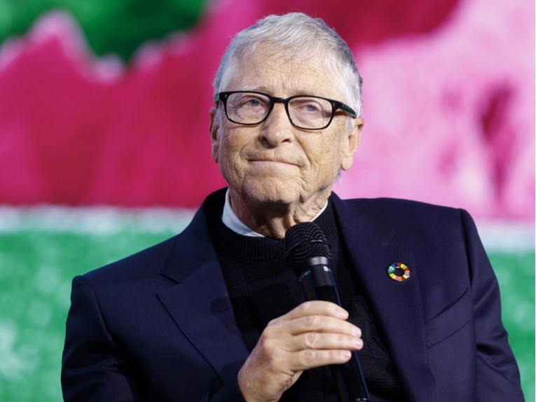 Bill Gates: Većina društva još uvijek nije svjesna koliko brzo se razvoj AI-ja kreće