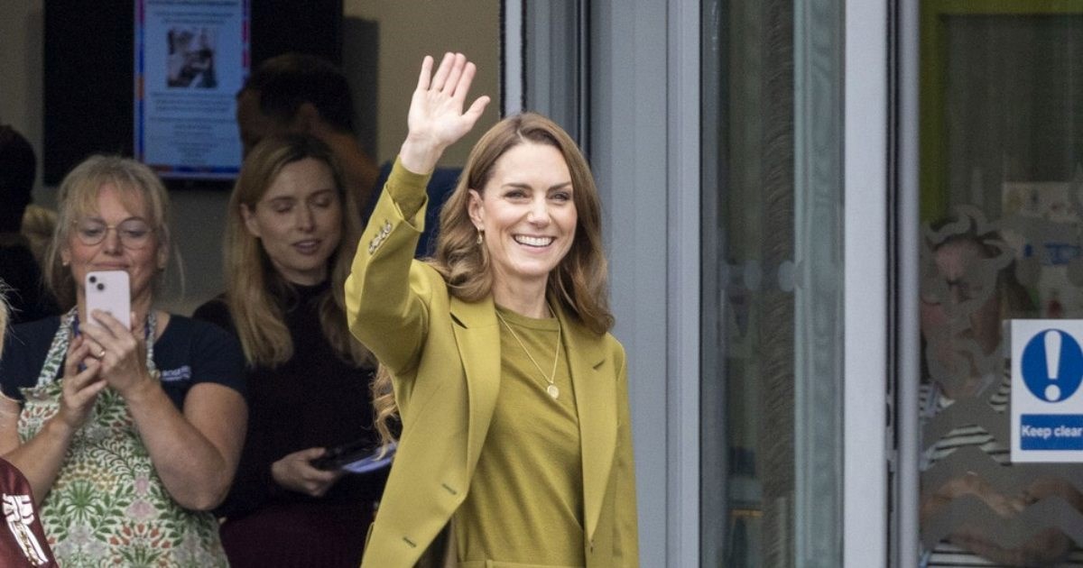Kate Middleton potvrdila: Maslinasto zelena je jesenski hit