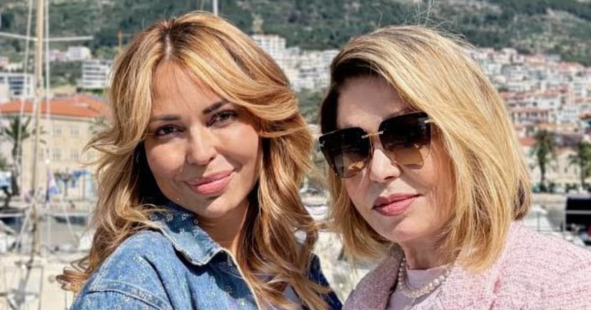 Neda Ukraden podijelila fotku s kćeri Jelenom, mnogi komentiraju njihovu sličnost