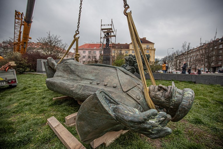 Rusija traži od Češke spomenik sovjetskog maršala koji su uklonili