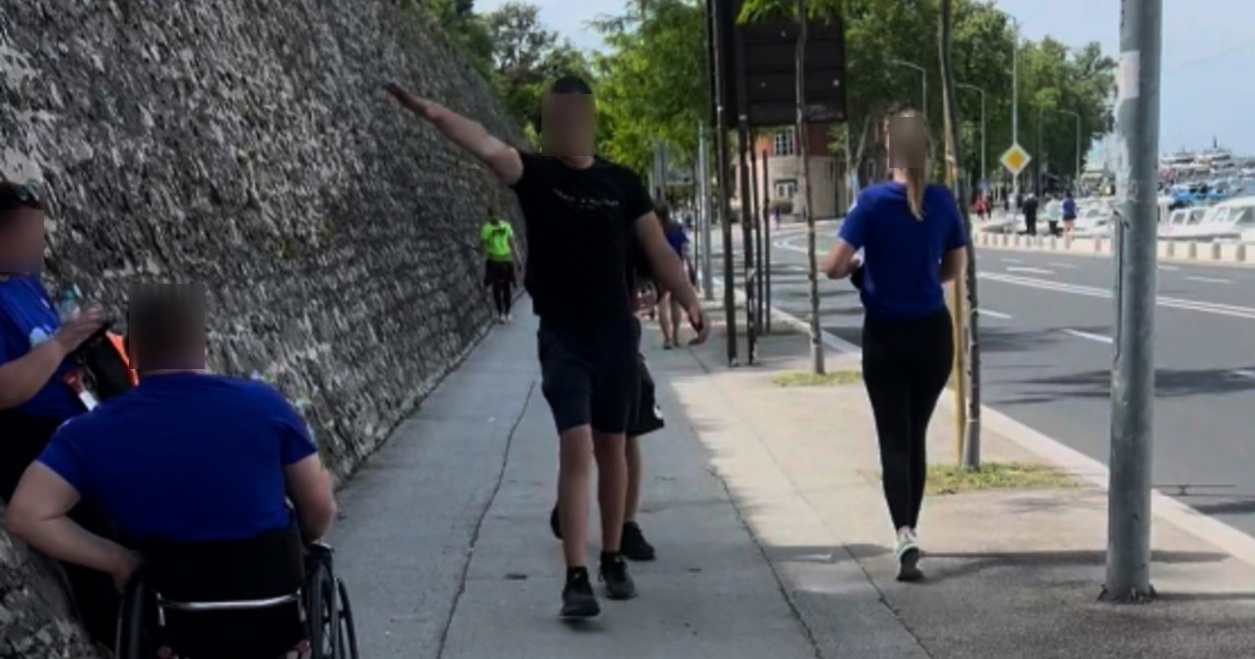 VIDEO Dvojica mladića u Zadru vikala "Sieg Heil" i dizala desnicu