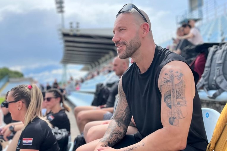 Habijan trčao, dizao utege i pozirao bez majice, svima je u oko upao detalj na prsima