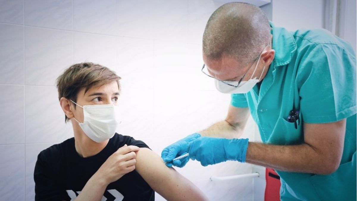 BBC: Srbija predvodi u utrci za cijepljenje u Europi, EU države joj mogu zavidjeti