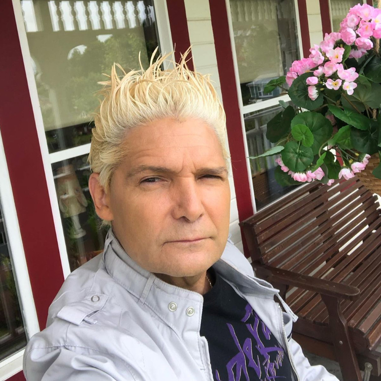 Corey Feldman hitno hospitaliziran nakon što mu je pozlilo u zrakoplovu