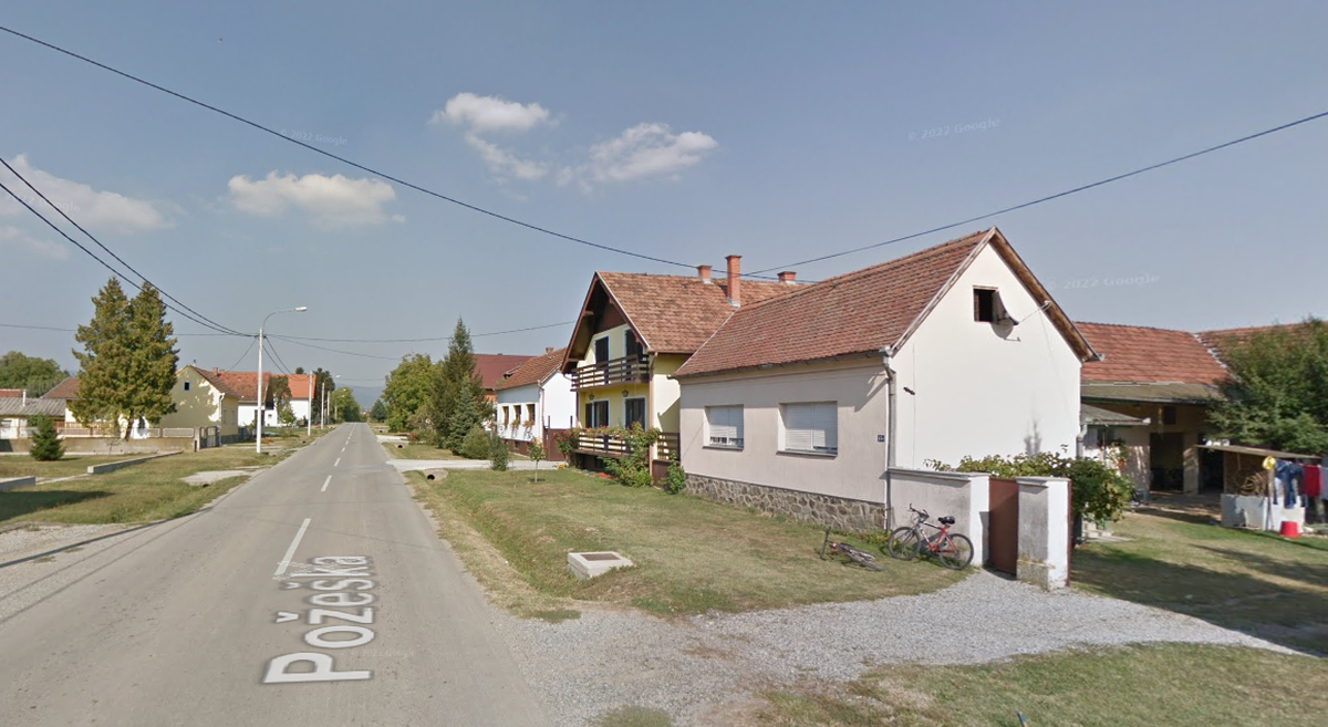 Kod Požege sletio s ceste i zabio se u rasvjetni stup. Jedna osoba ozlijeđena