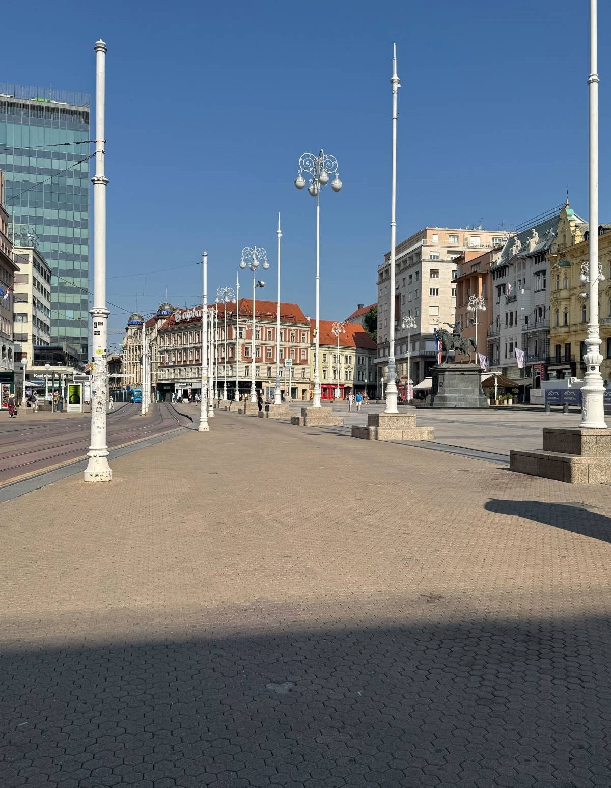 FOTO I VIDEO Neuobičajena tišina u Zagrebu nakon Thompsonovog koncerta