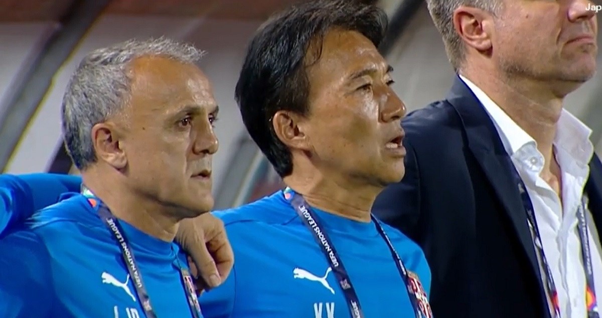 VIDEO Debitant naljutio Srbe jer nije pjevao himnu. Japanac ju pjevao iz sveg glasa