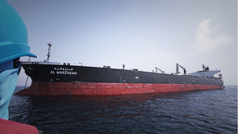 U eksploziji oštećen naftni tanker u saudijskoj luci