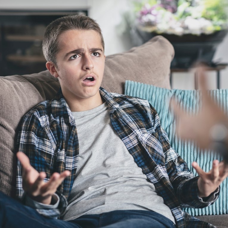 Kako se nositi s djetetom koje stalno drsko odgovara? Donosimo pet savjeta