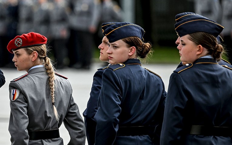 Njemačka želi više žena u vojsci