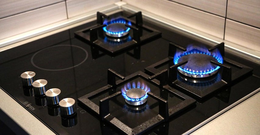 Je li plin lošije kvalitete ako boja plamena na štednjaku nije plava?