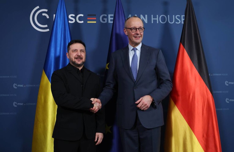 Zelenski u Berlinu: Ne pristajemo na “light” članstvo u EU i NATO-u