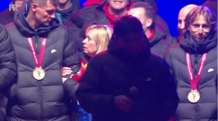 Dalić se naklonio igračima i navijačima na Trgu bana Jelačića
