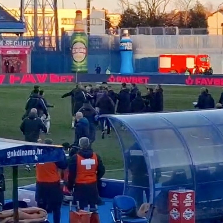 Pogledajte sukob nakon derbija. Lučić jurnuo na klupu Dinama, Mišić na njega