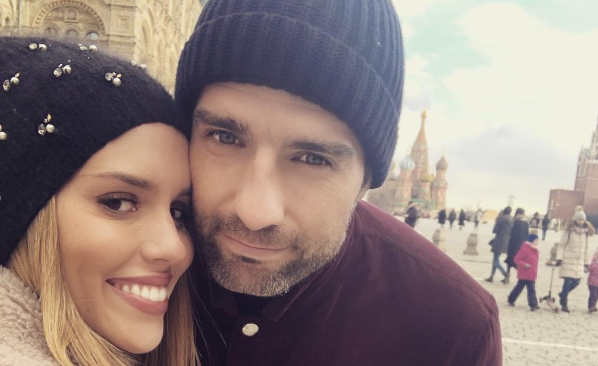 Franka i Vedran Ćorluka objavili preslatku božićnu fotku sina Viktora
