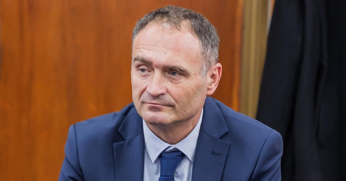 Napao gradonačelnika Visa šakom i kacigom, prijetio mu i razbio bicikl