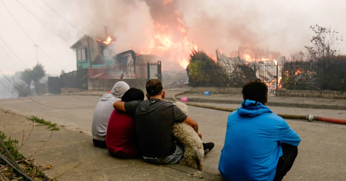 FOTO Požari u Čileu odnijeli 19 života, masovne evakuacije stanovnika